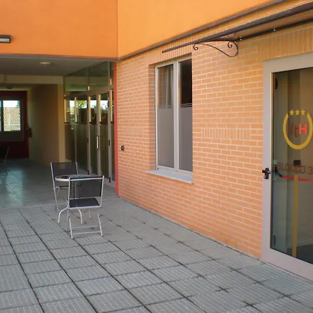 Hotel Valtidone
