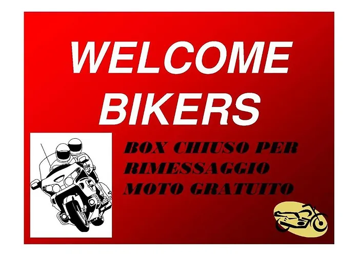 瓦尔缇当酒店 3*